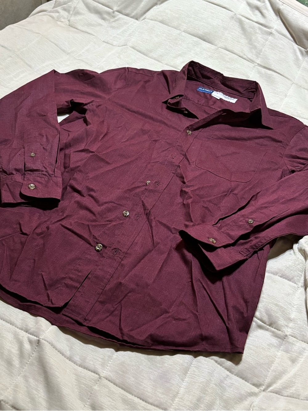Old Navy Mens Maroon Button-Down Shirt